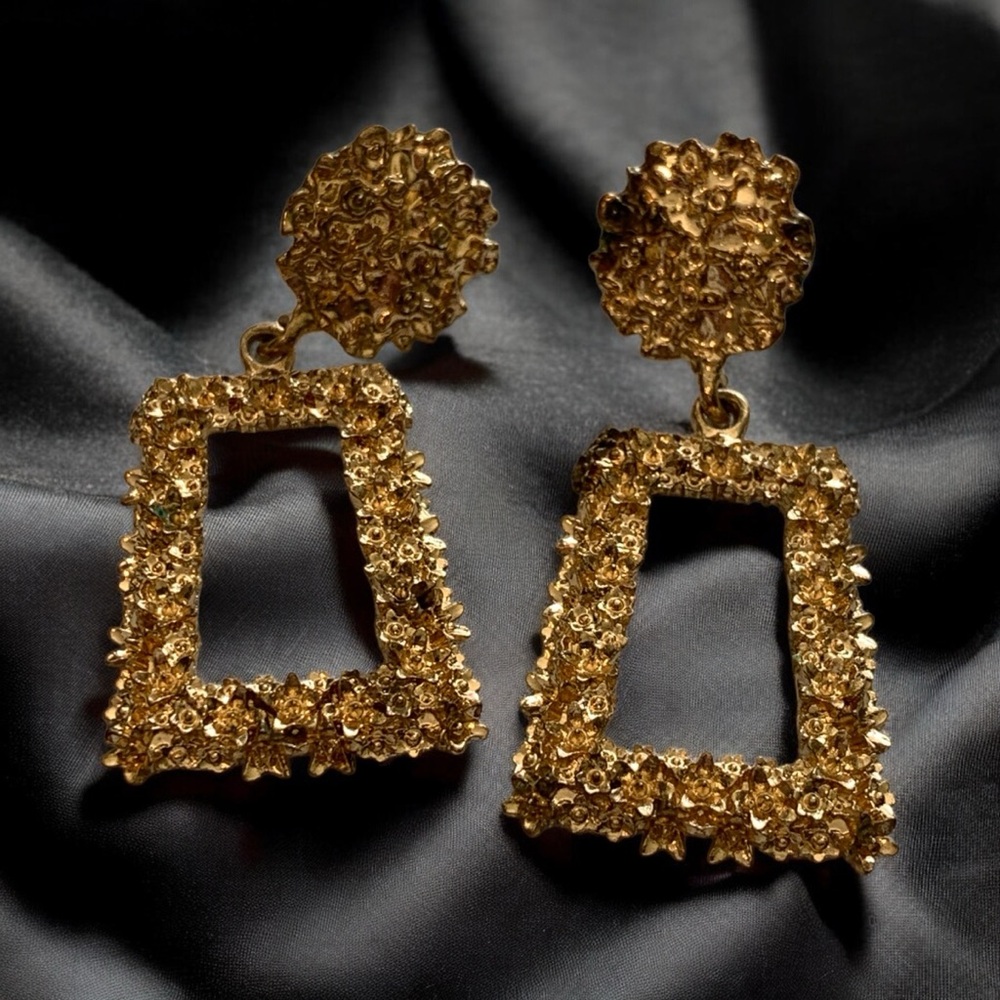 Large Gold Nugget Textured Statement Earrings Vin… - image 1